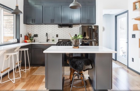  high quality fixtures and surfaces