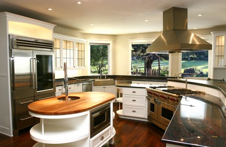 beautiful-kitchen-in-redmond-home-for-sale