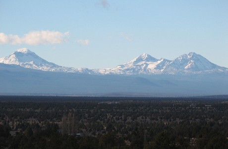 Post image for Brasada Ranch home . . . imcomparable Cascade views!