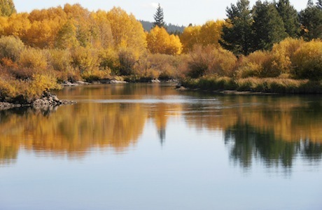 Deschutes River colors