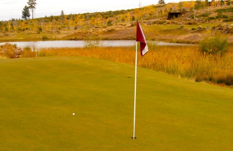 A birdie putt at Tetherow's 3rd. hole