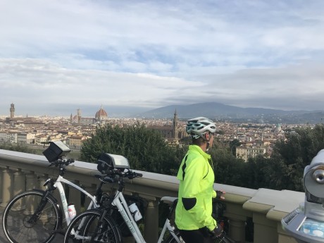 Broker Sandy Kohlmoos in Florence